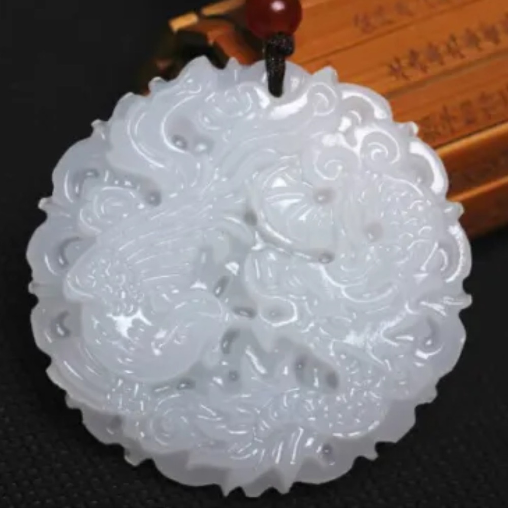 White Jade Phoenix and dragon necklace - Picture 5 of 7